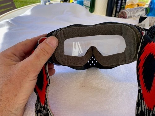 Moto M2R Motocross Helmet and 2 pairs of Oakley goggles Like New - Picture 16 of 22