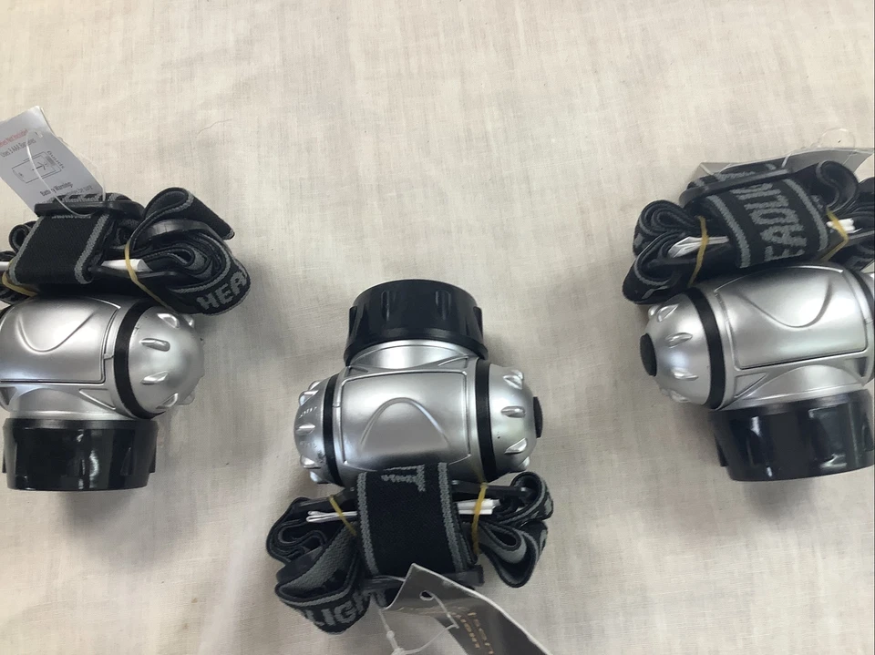 LOTE DE 3 FAROS LED CORE 3 Pilas Triple A Nuevos. Ilumina la noche. Foto 4 de 4