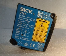 SICK DT50-N1114 Laser Distance Sensor DT50 10m Range 15-30V Used Tested