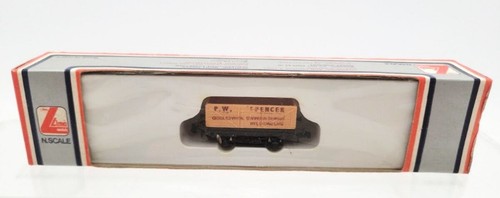 Lima 32 0608 Escala N Amarillo P.W. Spencer Wagon | Condition: New