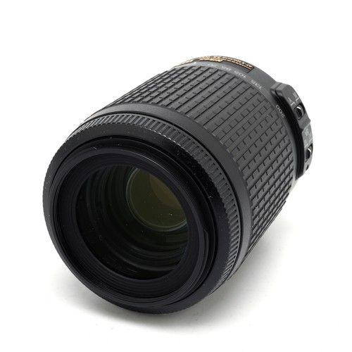 Nikon AF-S Nikkor 55-200mm f/4-5.6 G ED DX VR IF Lens - Picture 4 of 11