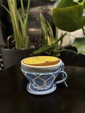 RARE Kate Spade Down The Rabbit Hole   3D Tea Cup Coin Purse