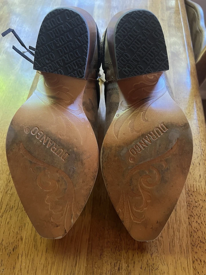 ¡Botas de vaquero súper lindas! Durango Mujer 8.5 Usado Una Vez! Excelente Estado Foto 3 de 4