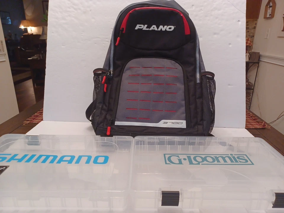 Mochila Plano Series 3700 Tackle Negra/Gris 17" X 14" CON 2 Cajas USADA BONITA Foto 2 de 4