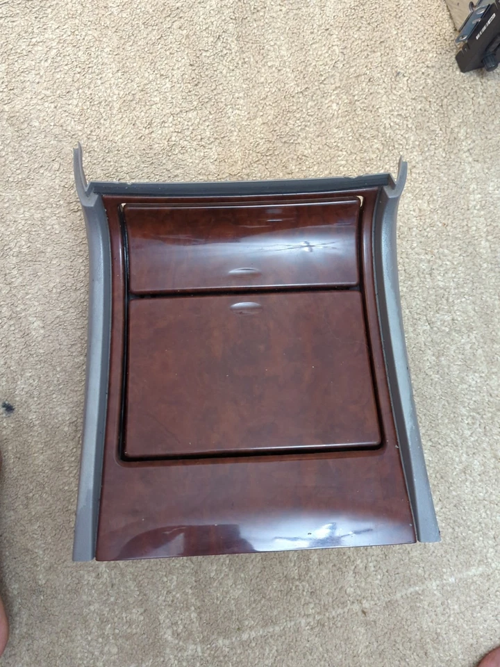 Cadillac Escalade 2003-2006 bisel inferior consola central portavasos panel ** Foto 2 de 4