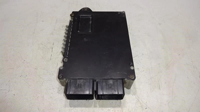 Engine ECM 3.0L ID: 4727167 LH Fender Fits 1996 Dodge Caravan 546673 Foto 2 de 4