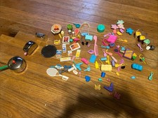 Vintage Lot Of Barbie, Misc Doll Kitchen pots Pans Food Beauty Pet Supplies