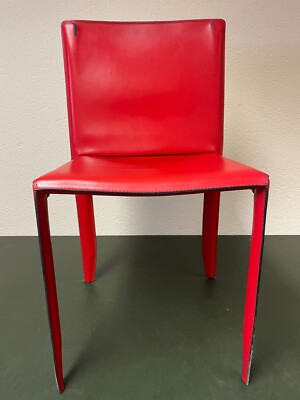 cattelan italia PIUMA Stuhl mit rotem Leder und schwarzen Nähten ohne Armlehnen