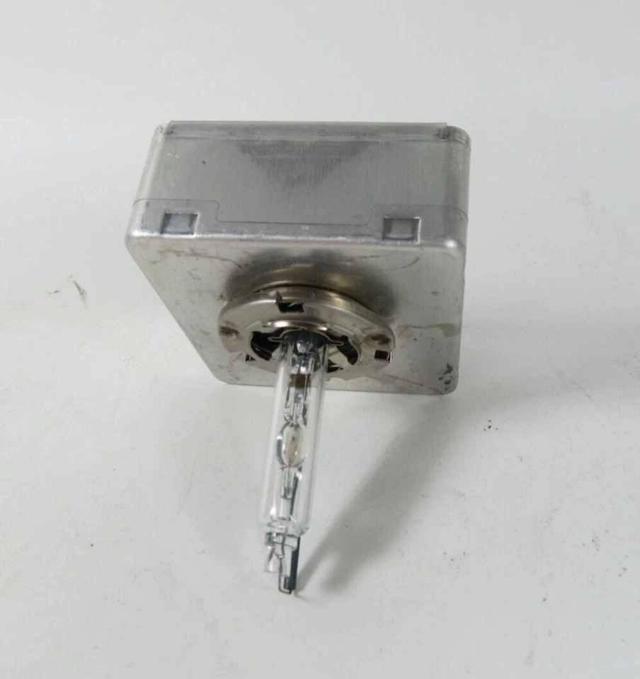 Philips D5S 9285410171 Xenon HID Light Bulb For Headlight Headlamp Genuine OEM - Image 3 of 4