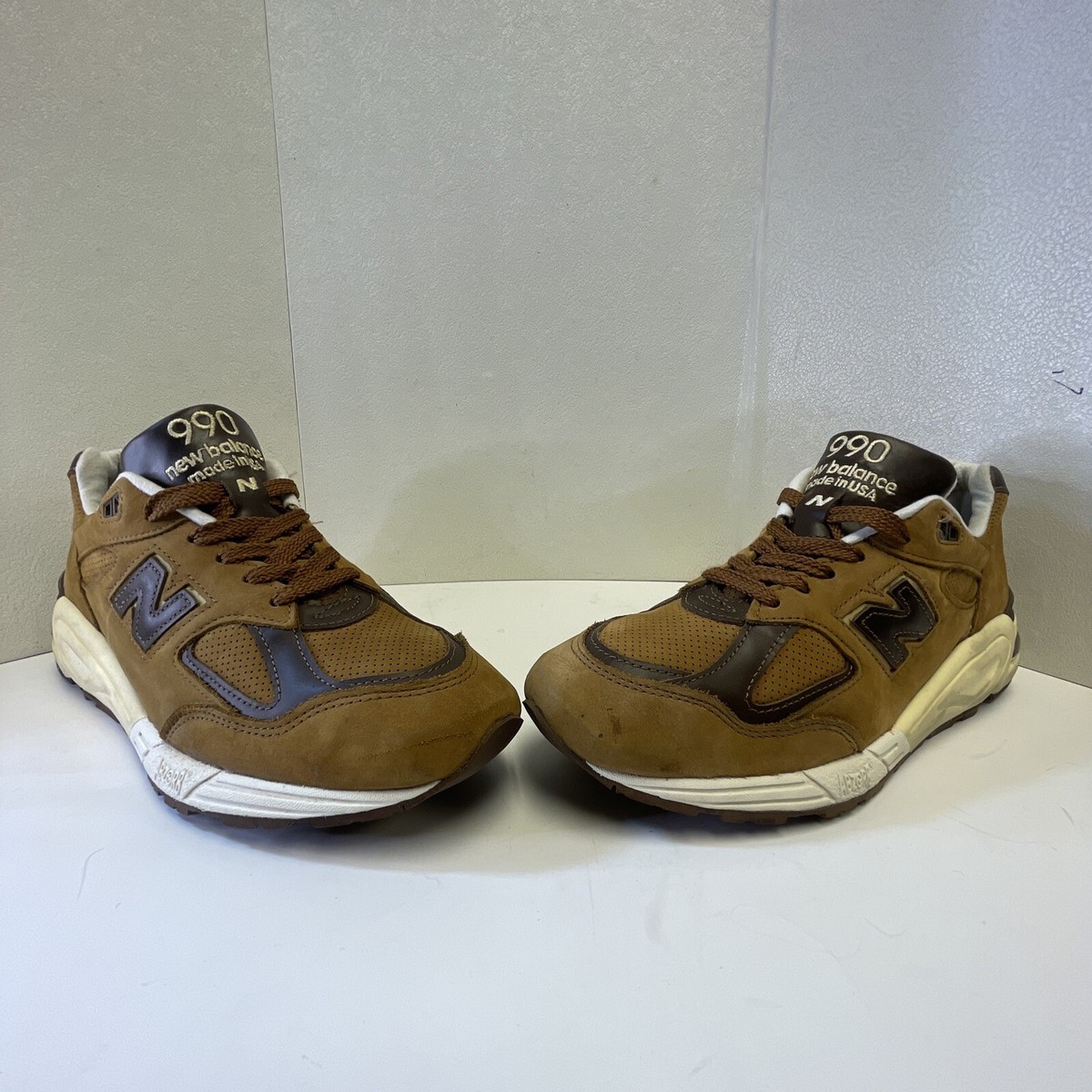 New Balance 990v2 Tawny Brown M990DVN2 Size 9.5 - Made In USA 