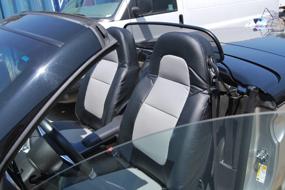 PAR DE 2 FUNDAS DE ASIENTO DELANTERAS CHEVY SSR 2003-2006 TIPO CUERO HECHO EN EE. UU. Foto 3 de 4