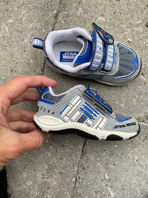 r2d2 shoes