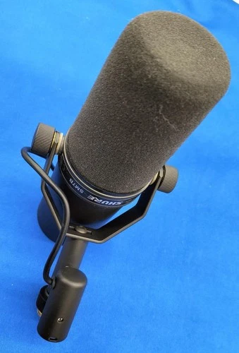 Shure Sm7B Dynamic Microphone