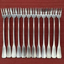 Set/12 Oneida HH Distinction Deluxe COLONIAL ARTISTRY Stainless COCKTAIL FORKS