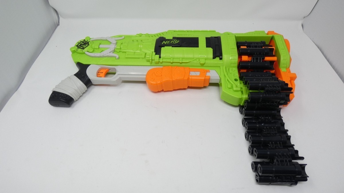 NEW - Nerf Zombie Strike Ripchain Dart Gun with Chain Machine Gun