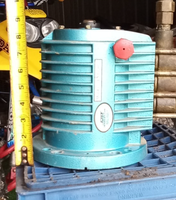 #ad cat pressure washer pump Model 4SF40GHI Read descripton $1800.00