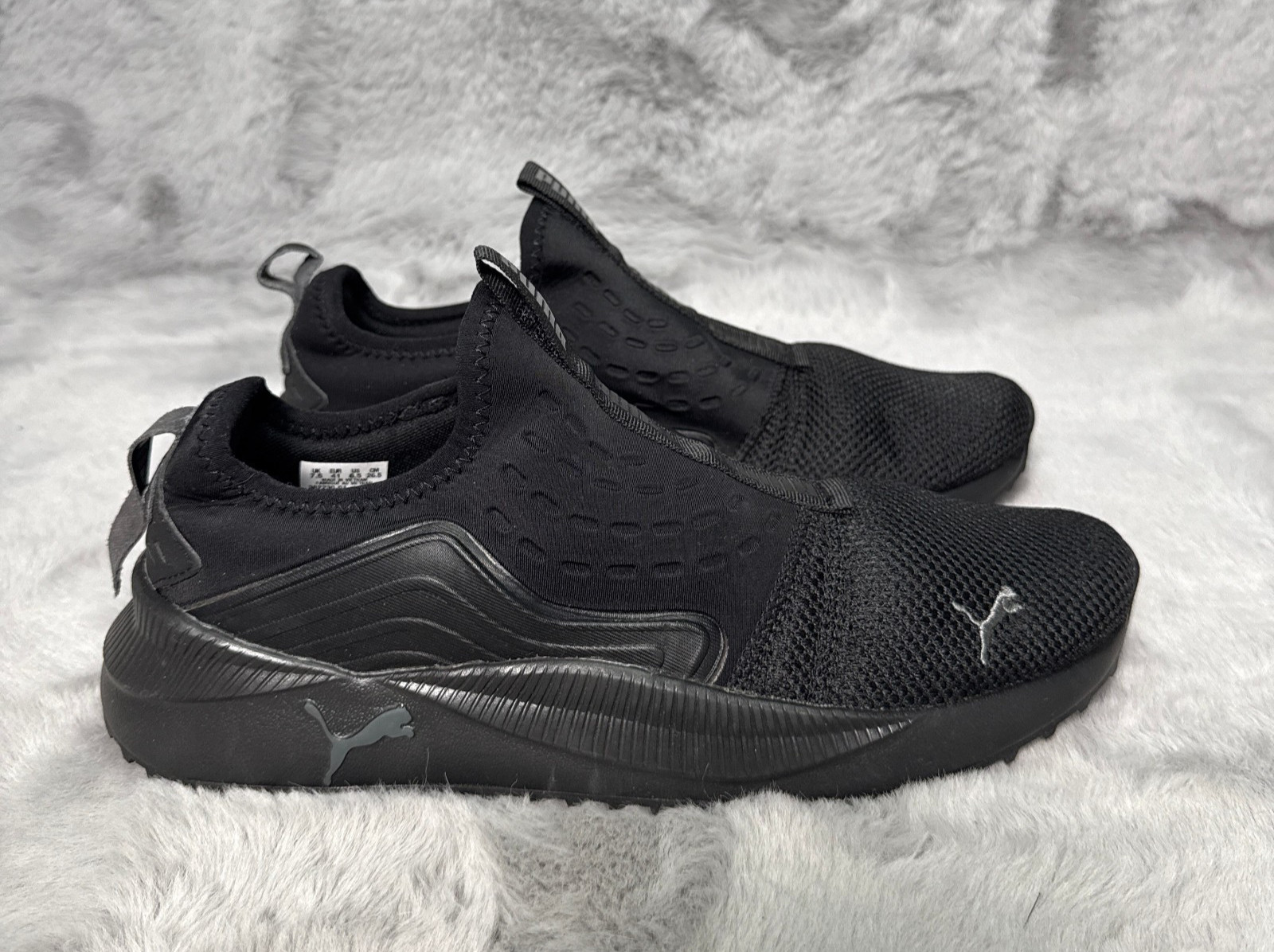 Puma Mens Black Tennis Shoe 8.5 Pacer Future Slip on 382230 