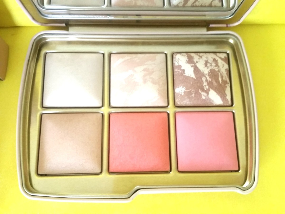 NIB) HOURGLASS AMBIENT LIGHTING EDIT UNLOCKED DEER Palette & BRUSH