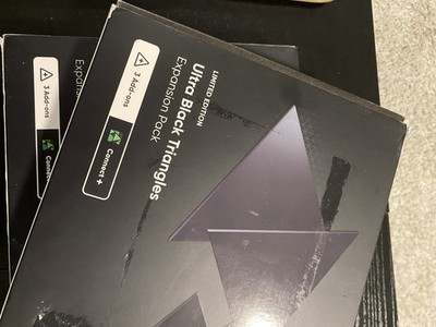 Nanoleaf Shapes Ultra Black Triangles Expansion Pack (3 panels) Limited Edition