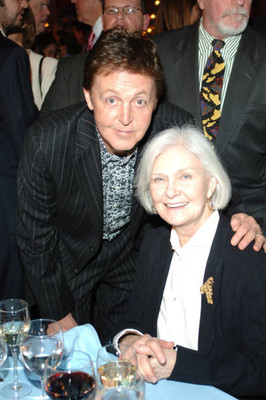 Paul McCartney Joanne Woodward at Stars in the Sky Benefit for the- Old Photo 1