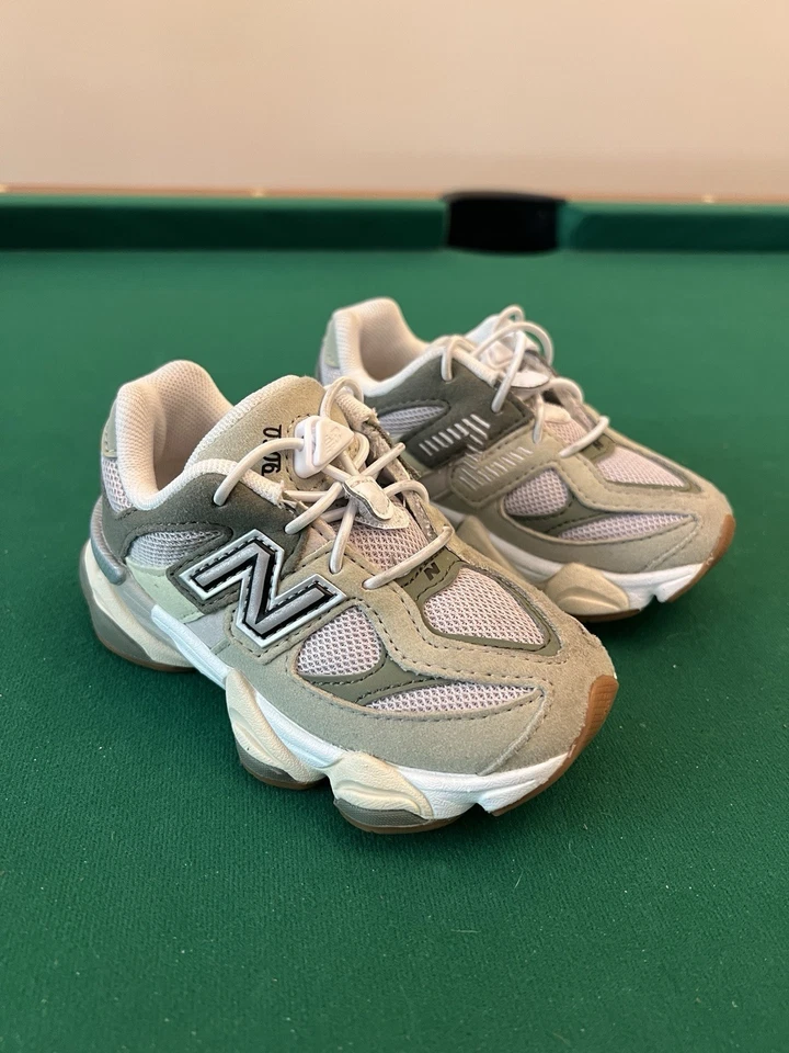 New Balance 9060 TD Toddler Size 8 Green Sneakers Shoes No Insoles IV9060FO - Image 2 of 4