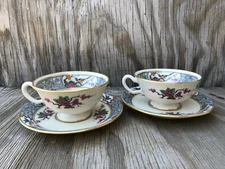 Lenox Ming Cream Footed Cups With Saucers 2 Sets Gold Trimmed Gold Stamps 