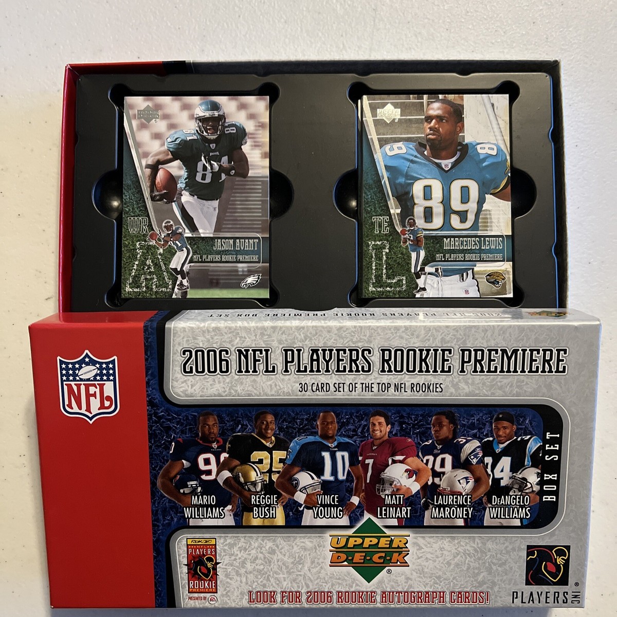 2006 Upper Deck NFL Players Rookie Premiere 30 Card Box Set Vince