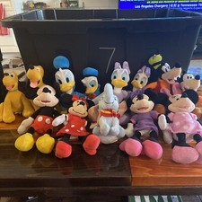 Lot Of 13 Disney Plush Different Sizes Mickey Minnie Goofy Daisy Donald Dumbo 