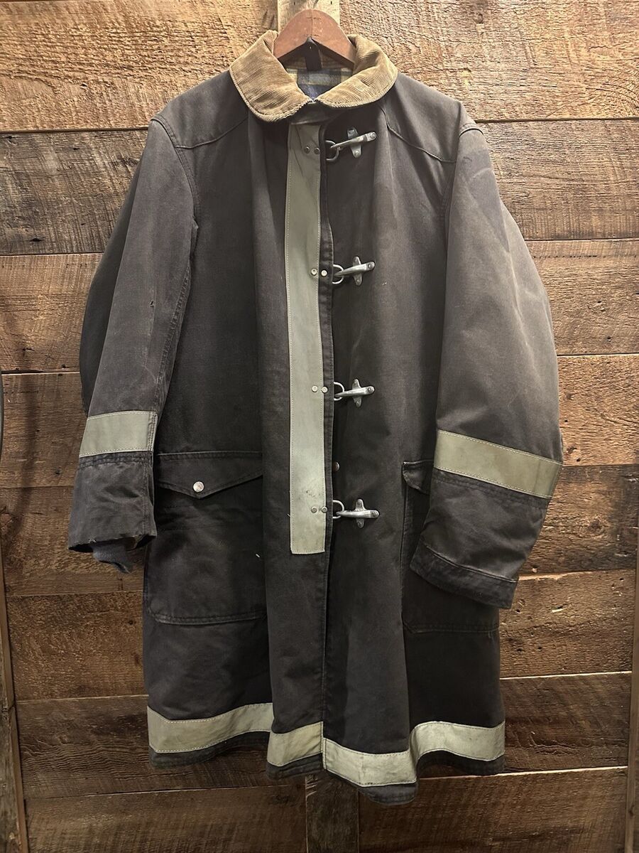 Globe CO Men's 38 Authentic Vintage Fireman's Jacket Black Globe CO Men's 38 Authentic Vintage Fireman's Jacket Black