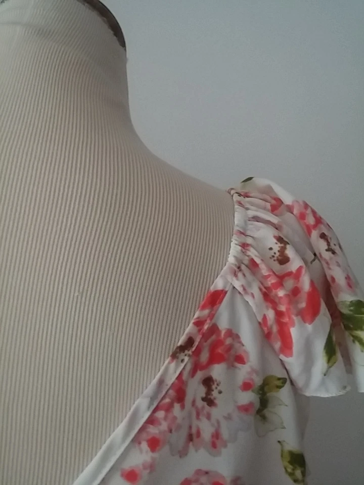 Mameluco inferior forrado floral alfileres y agujas talla M Foto 4 de 4
