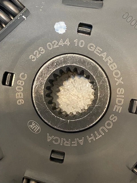 Luk Clutch Disc & Clutch Pressure Plate SCHD-359 | 9B08C | 323024410 - Image 4 of 4