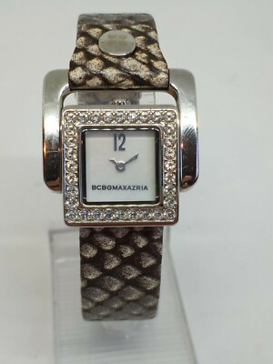 BCBGMaxAzria Silver Crystal Accent Women\'s Watch BCBGMAXAZRIA BG6272 Womens 21mm Square Case Silver S/Steel  main image 3