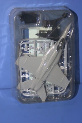 Boeing F/A-18E Super Hornet  VFA-115  Eagles  CAG  1/144  F-Toys Japan