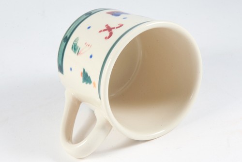 Vintage Hartstone Christmas Mug Stocking Tree Candy Cane Gift Present USA 16 Oz - Picture 5 of 7