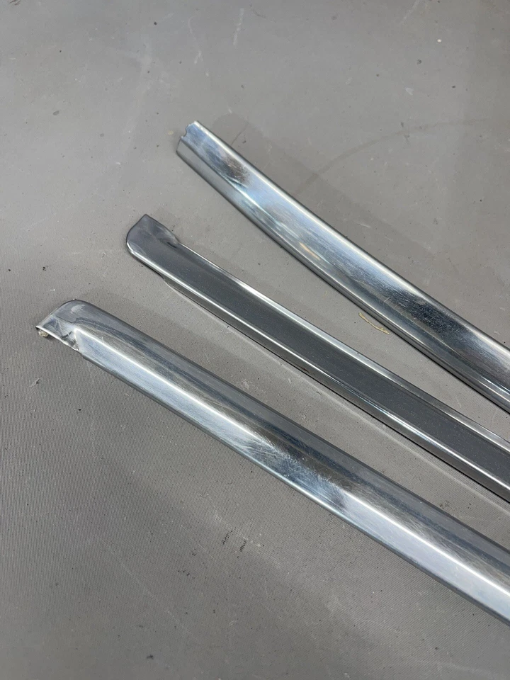 Ford Galaxie 500 LTD 1969 1970 moldura superior parabrisas Mercury Park Lane Foto 3 de 4