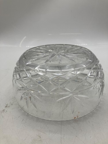 Vintage Unbranded Crystal Cut Glass Bowl Decorative Starburst Pattern - Picture 3 of 5