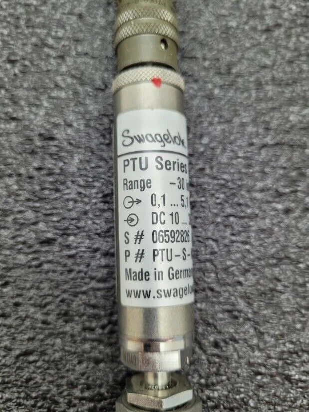 Swagelok UHP PTU-S-NC60-23AC Ultra High Purity High Vacuum / Pressure Transducer - Image 2 of 4