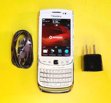   WHITE BLACKBERRY TORCH 9800 UNLOCKED QWERTY 3G CELL PHONE VIDEOTRON CHATR BELL  