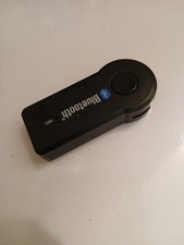 Blackweb Headphones BWA18AV003 Bluetooth Adapter