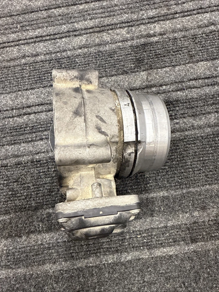 2011-2017 FORD F350SD Throttle Body Valve Assy. BC3Q-9F991-DA OEM - Image 4 of 4