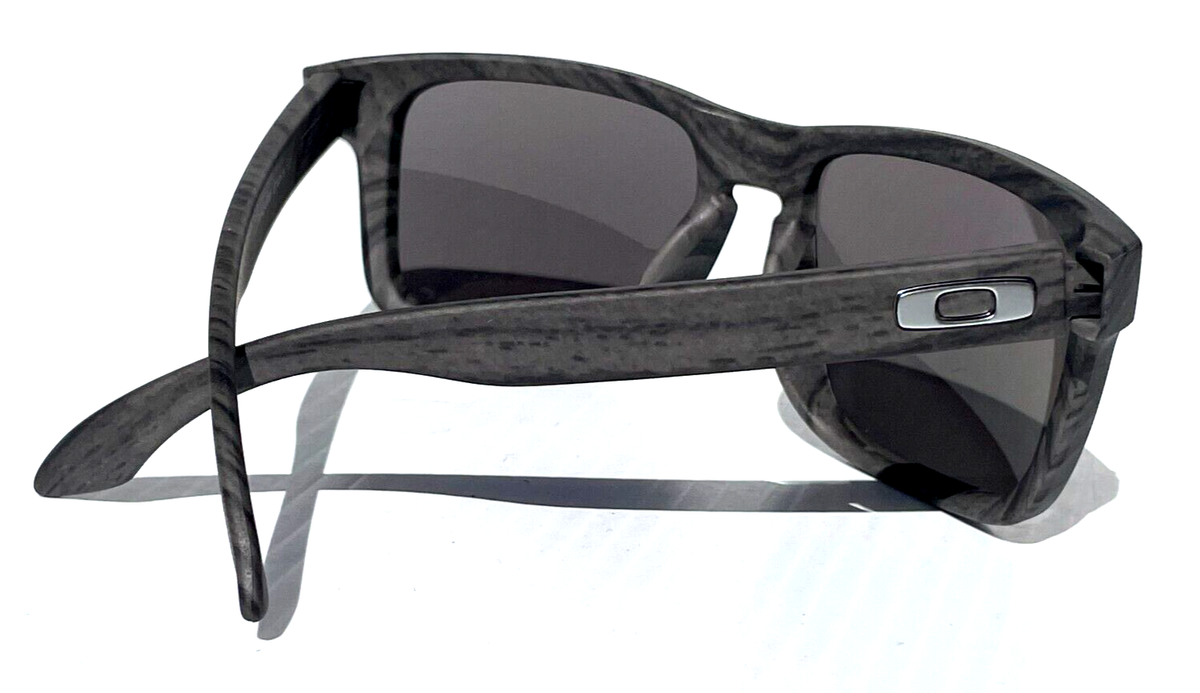 NEW Oakley HOLBROOK Woodgrain POLARIZED PRIZM Black Lens NEW Oakley HOLBROOK Woodgrain POLARIZED PRIZM Black Lens