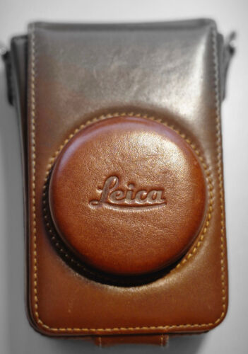 Tasche für eine LEICA . Modell D-Lux 4/5 18689 ???