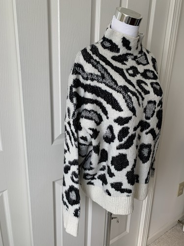 FOREVER 21 CUTE ANIMAL PRINT ACRYLIC NYLON LONG SLEEVE SWEATER - SIZE S - Picture 4 of 10