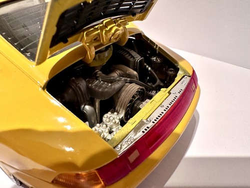 Burago 1993 Porsche 911 Carrera 993 Yellow 1/18 Scale Model Car READ DESC. - Picture 13 of 14