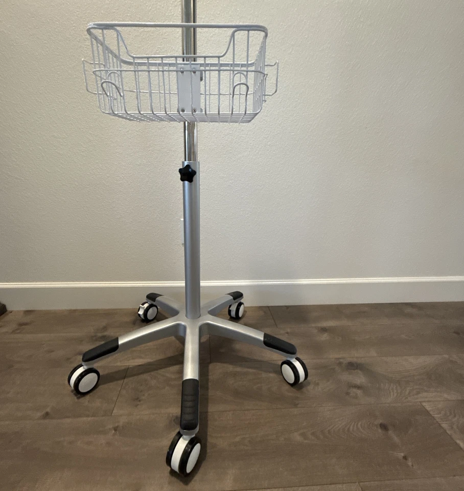 Soporte rodante para carro monitor de paciente con cesta Foto 4 de 4
