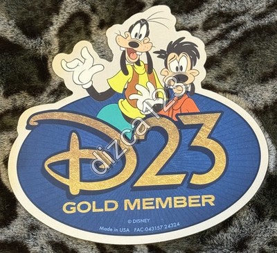 Disney D23 2025 Gold Member Exclusive Goofy & Max 6'' Magnet