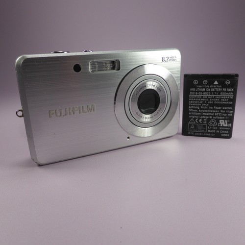 Fujifilm Digital Camera FinePix J10 8.2MP Silver Tested