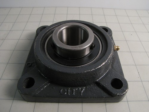 Hub City UC207-20 1-1/4" Gewindestift Sicherungseinsatz Lager montiert 4-Loch Flansch - Bild 3 von 4