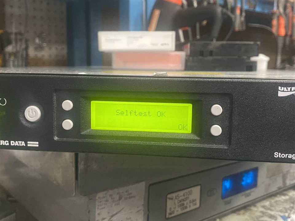 Cargador automático de unidad de cinta Tandberg Data 1U LTO5 SAS StorageLoader 1000 7812-LTO Foto 4 de 4