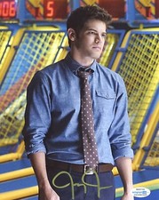 Jeremy Jordan Supergirl Signed Autographed Signed 8x10 Photo ACOA 2020-1